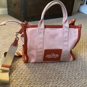 Marc Jacobs Medium 👜 Tote. Blush Orange. Used